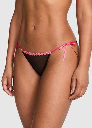Сетчатые трусики бикини victoria's secret pink с вышивкой