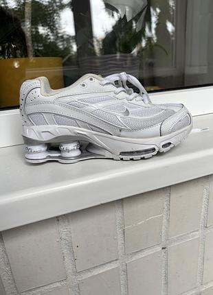 Кросівки жіночі nike білі оригінал