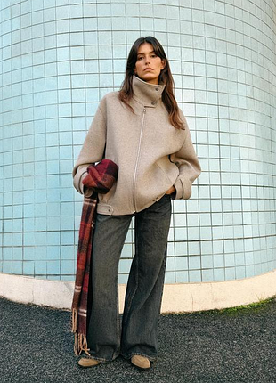 Вовняна куртка zara