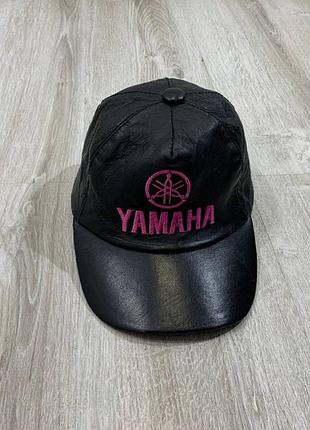 Шкіряна кепка yamaha