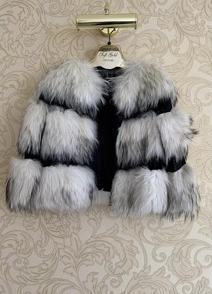 Жіноча шуба популярного італійського бренду soft gold couture з натурального хутра чорнобурки зі шкіряними вставками (крокодил)