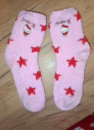 Пушистые розовые носки the crème shop х hello kitty