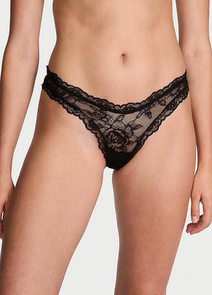 Кружевные трусики тонг victoria's secret