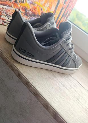 Кеди чоловічі adidas сірі