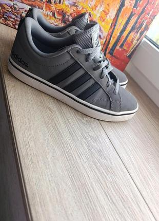 Кеди чоловічі adidas сірі 4