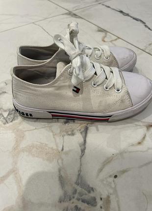 Кеди для хлопчика tommy hilfiger білі