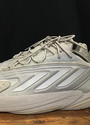 Кросівки adidas ozelia 3