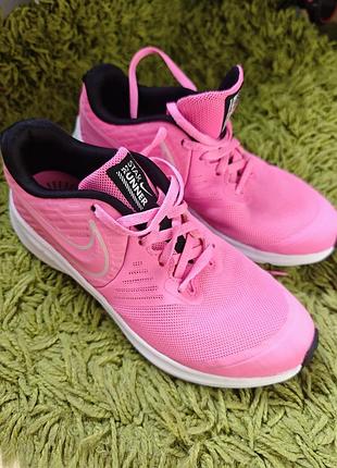 Кросівки жіночі nike star runner рожеві, довжина устілки 22.5 см