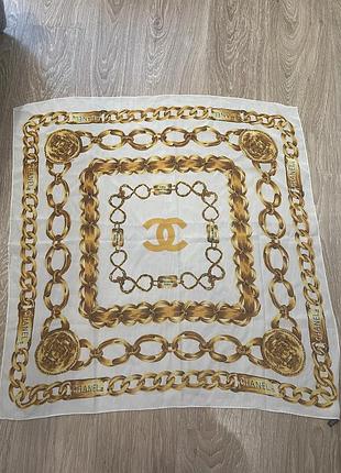 Шелковый платок 100% silk chanel 31 rue cambon gold chain medallion scarf white golden silk 3