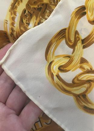 Шелковый платок 100% silk chanel 31 rue cambon gold chain medallion scarf white golden silk 7