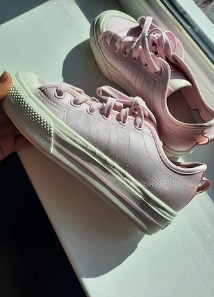 Кеди жіночі adidas рожеві 39 розмір