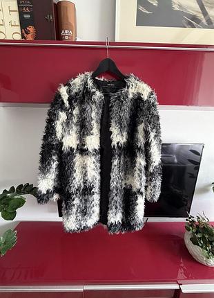 Жіноча шуба zara чорно-біла, розмір s