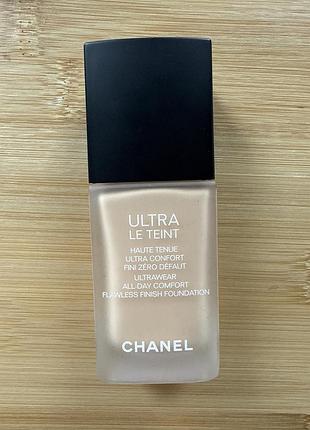 Тональний флюїд chanel ultra le teint в10