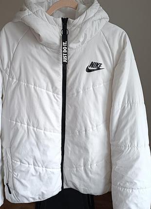 Куртка демисезонная женская оверсайз nike