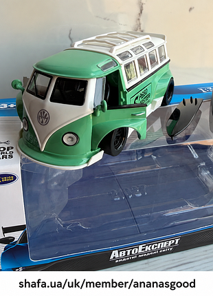 Коллекционная металлическая модель volkswagen t1 bus 1:32 14.5 см зеленая, свет фар, звук, с распашной дверью