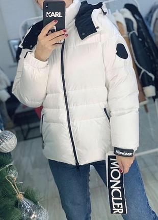 Жіночий пуховик moncler білий 3