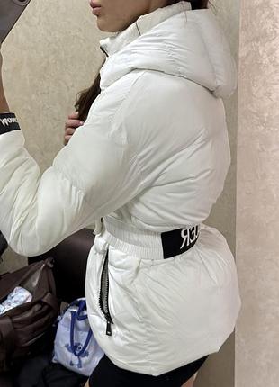 Жіночий пуховик moncler білий 5