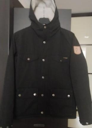 Зимняя женская парка fjällräven greenland winter jacket g-10000, размер s-m