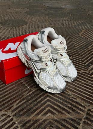 Nike v5 rnr sail fauna brown 2