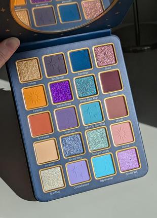 Нова палетка тіней cosmic brushes starlight society palette