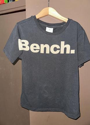 Футболка bench