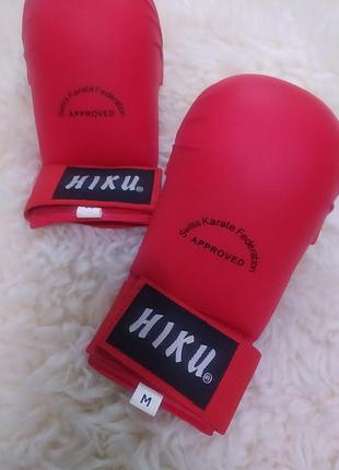 Перчатки накладки для карате швейцарського бренду  hiku