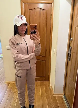 Костюм guess женский