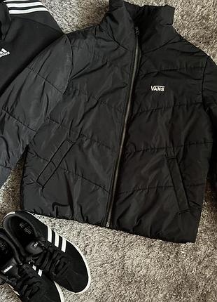 Гарнюня 🫐☃️ куртрчка  vans foundry v puffer mte чорна s