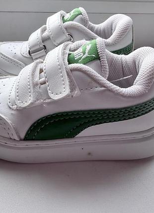 Кросівки дитячі puma білі із зеленими елементами