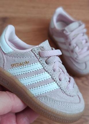 Оригинальные кожаные adidas spezial p19 длина стельки по факту 12см