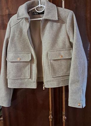 Бомпер , жакет ,куртка zara m
