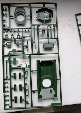Модель танка revell т-34/85, масштаб 1:72 3