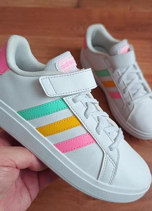 Оригинальные adidas р35 длина стельки по факту 22.5см