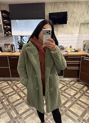 Шубка тедді в мʼятному кольорі