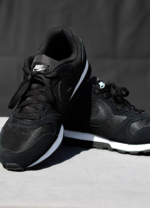 Nike md runner 2