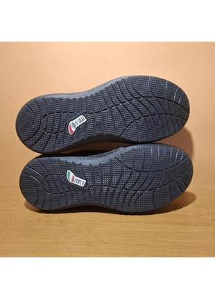 Кросівки kyboot  чорнi. 7