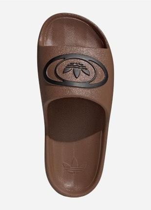 Шльопанці чоловічі adidas adilette 00s коричневі