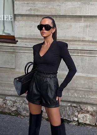 Шорти жіночі zara чорні розмір xs/s