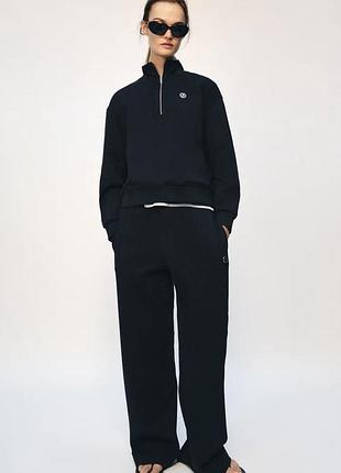 Жіночий костюм zara темно синього кольору трикотажний комплект zara комплект штани і світшот zara;