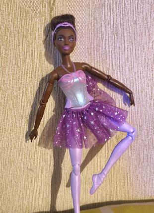 Кукла barbie dreamtopia балерина с черными волосами
