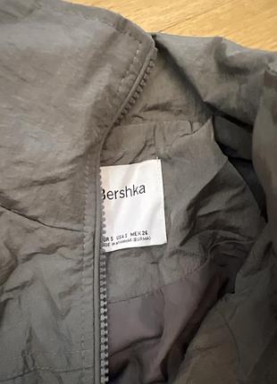 Стильна укорочена вітровка 4