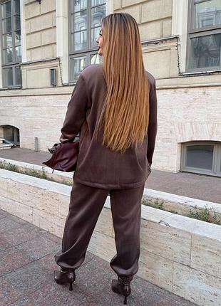 Костюм жіночий 9