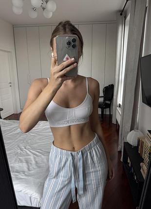 Белый топ calvin klein 2