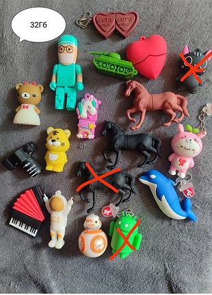 Флешка usb, объем 32 гб.