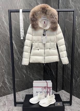 Жіноча куртка зимова moncler женская