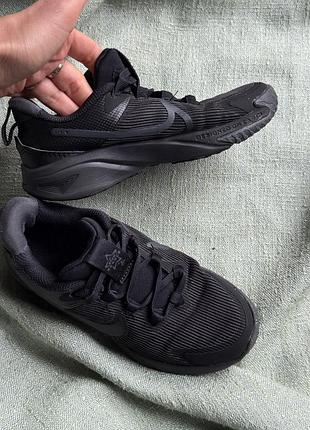 Кросівки nike оригинал р.31,5 2