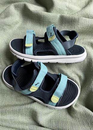 Босоніжки сандалі puma  оригинал р.37