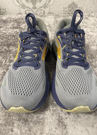 Кросівки brooks 2