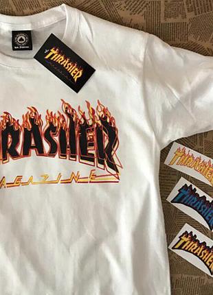 Футболка з принтом thrasher magazine, біла
