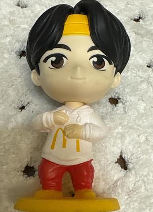 Фигурка з макдональдс джина (jin) из коллекции tinytan x bts.